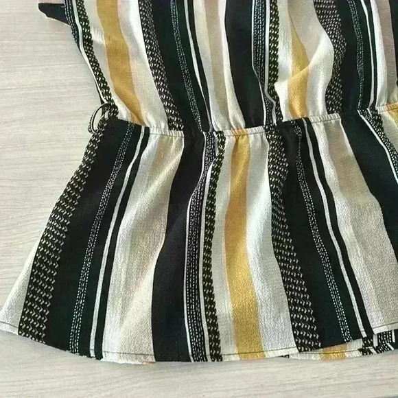 Monteau Black Yellow White Striped Short Sleeve Top Size Large - Picture 10 of 12